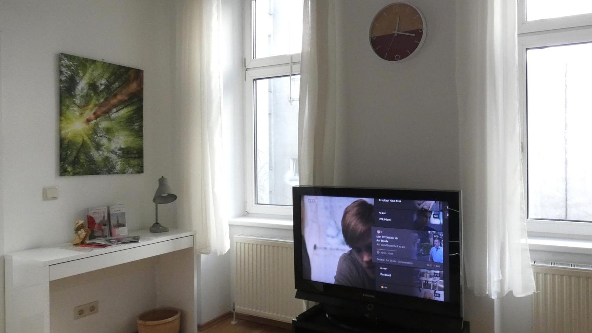 Stylish, Central 2-Room Flat Near Augarten Vienna Exterior photo